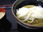 今、セルフスタイルが新しい渋谷で口火を切った「讃岐うどん」対決