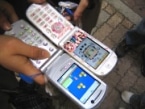 ゲーム機よりオンライン系が人気！？
携帯に浸食される10代ゲーム市場