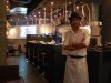 恵比寿にバーガー主体の映像ダイニングバー－カウンター各席にモニター