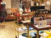 下北沢に欧米などで買い付けた一点物のセレクトショップ