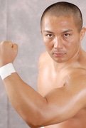 下北沢在住のプロレスラー、下田大作さんがデビュー10周年記念興行