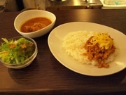 松尾貴史さん、下北沢にカレー店「般゜若｣－恵比寿の専門店とメニュー開発