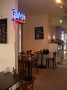 三軒茶屋にカフェ&ダイニング－「店を出したい」と物件探し開店へ
