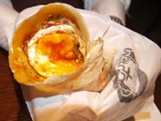 下北沢のB級グルメ専門店が「廣島くれえぷ」の店頭販売開始
