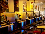 下北沢にオンラインゲーム専門店－業務用ゲーム機の再利用でコスト削減