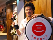 三軒茶屋にスペインバルと居酒屋スタイルの融合店－DJブースも