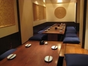 田町に鶏料理がメーンの居酒屋「てけてけ」－地域密着店目指す