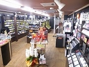 音楽に特化したリサイクルショップ「楽-YA」、武蔵小山に東京初出店