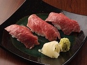 白金高輪にソムリエがいる焼き肉店－A5和牛とワインを提供