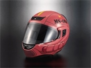 「機動戦士ガンダムシャア専用ザク」のバイクヘルメット