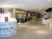 小田急新宿店、女性向けフロアを大規模リニューアル－初日は行列も