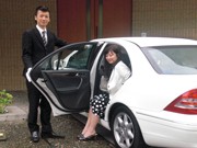 女性社長向け新サービス「イケメン運転手」－おかかえ運転手が始める