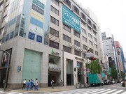 新宿三越アルコットが「ビックカメラ」に－10年契約で一括賃貸
