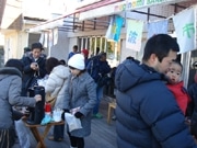 辻堂サーファー通りで「朝市」－地域限定「ビーチマネー」も使用可