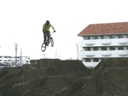 新湘南バイパス高架下に「湘南夢わくわく公園」－ドッグランやBMX場も