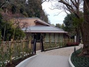 映画文化の発展に尽力した川喜多夫妻の「映画記念館」－鎌倉に4月開館