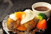 「藤沢　大人のハンバーグ」オープン－繁盛店のライセンス契約1号店