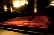 シンガポール製映画のみ上映する映画館「sinema」オープン