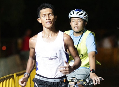 シンガポール初の夜間マラソン大会－84キロのウルトラマラソンも