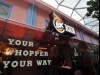 バーガーキング、クラークキーにバースタイルの新業態店－世界3店舗目
