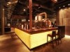 マリーナベイ地区の新築オフィスビルに登場した本格地ビール店、話題に