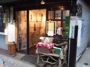 ギャラリーで「手作りＴシャツ展」−クリエーター19人が出品