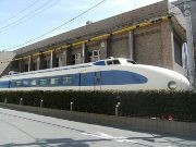 国分寺・ひかりプラザの新幹線車両を塗り替え－リニューアルイベントも