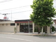 高崎・問屋街にケーキショップ－引き菓子製造会社が直営店