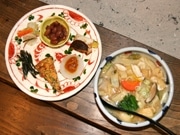 「郷土料理百選」手打ち麺と自家栽培の野菜を使う「おきりこみ」専門店