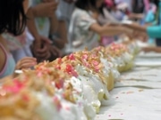 25メートルの「ロールケーキ」、700個の夢－高崎・さやもーる