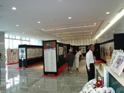 高崎で書道家・金田石城さんの作品展－ラスクの「ハラダ」が開催