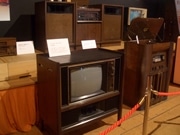 ベスト電器福岡本店で「懐かしの昭和展」－三種の神器など