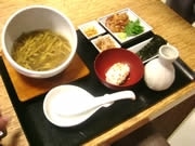 1杯2,000円、鯛茶漬けテーマの限定ラーメン－一風堂大名本店