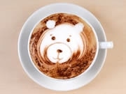 映画「純喫茶磯辺」と天神のカフェがコラボ－ラテアートカプチーノも
