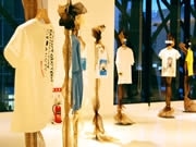 天神で福祉作業所「工房まる」作品展－カラフルな作品で人気集める