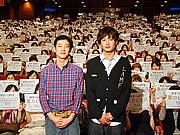 映画「重力ピエロ」主演・加瀬亮さん、岡田将生さん舞台あいさつ
