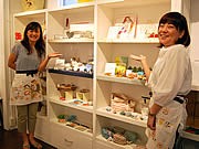 警固のギャラリーが期間限定カフェに－人気店のパンや菓子が一堂に