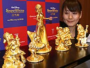 天神の宝飾店に純金製の「白雪姫」－参考価格は3千万円