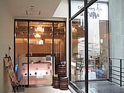 大名に漢方薬剤師プロデュースのカフェダイニング－薬膳スープ鍋も