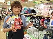 雑貨館インキューブに花粉症対策コーナー－鼻セン型マスクも人気に