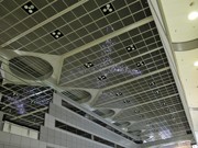 羽田空港ターミナル天井にLED3千個－デジタルパブリックアート作品