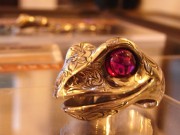 根津に「カエル」をコンセプトにしたシルバーアクセサリー店