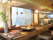 千駄木に食堂・総菜店「檸檬の実」－築45年の民家をリノベーション