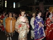 北新地の早春の風物詩「堂島薬師堂 節分お水汲み祭り」
