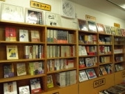 上方落語のCD･DVD中心の専門店「らくご屋」－書籍や関連グッズも