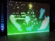 空中庭園展望台に参加体験型インタラクティブアート－参加者が光の妖精に