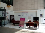 梅田イーマで「宇野亜喜良展」－会場は1960～70年代の書斎をイメージ