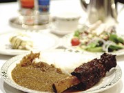 プライムリブ専門店に「極うまカレー」－夏期ランチタイム限定で提供