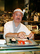 カリフォルニア・ロールの生みの親＝東條さんの店が19周年迎える