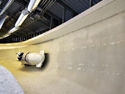 ウィスラーの冬季五輪会場、一般公開へ－ウオーキング・ツアーも